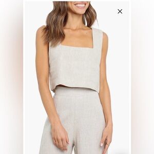 NWOT- Petal & Pup Devlin Linen Crop Tank, Beige, Size 8